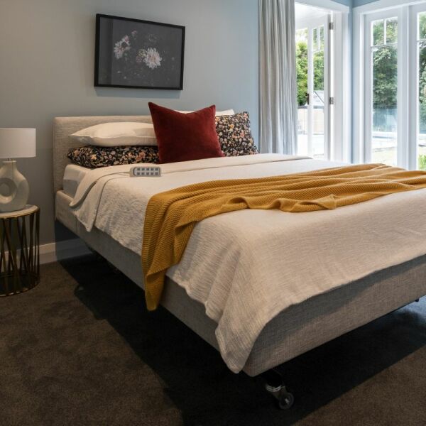 iCare IC333™ Homecare Bed