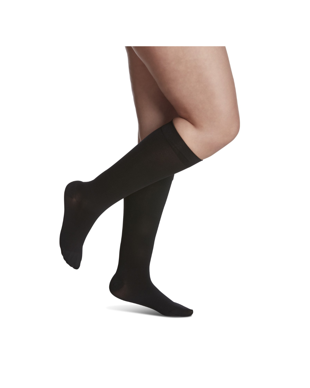 Sigvaris Style Soft Opaque 840 Women’s 15–20 mmHg Calf Closed Toe Black Standard MS