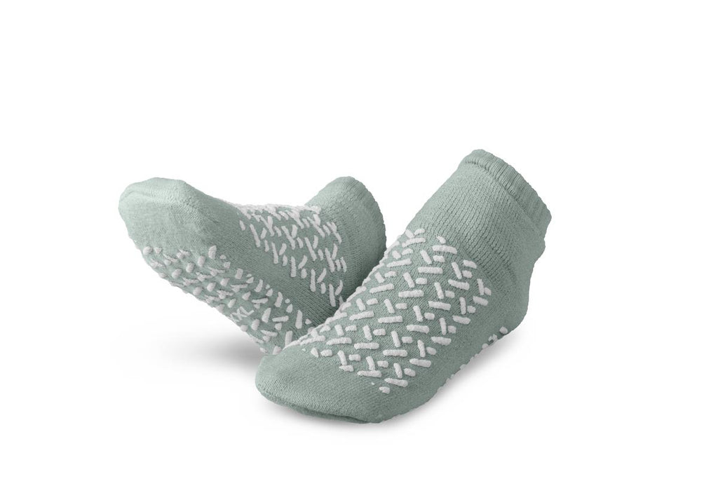 Medline Double-Tread Patient Slippers, Gray, Size 2XL