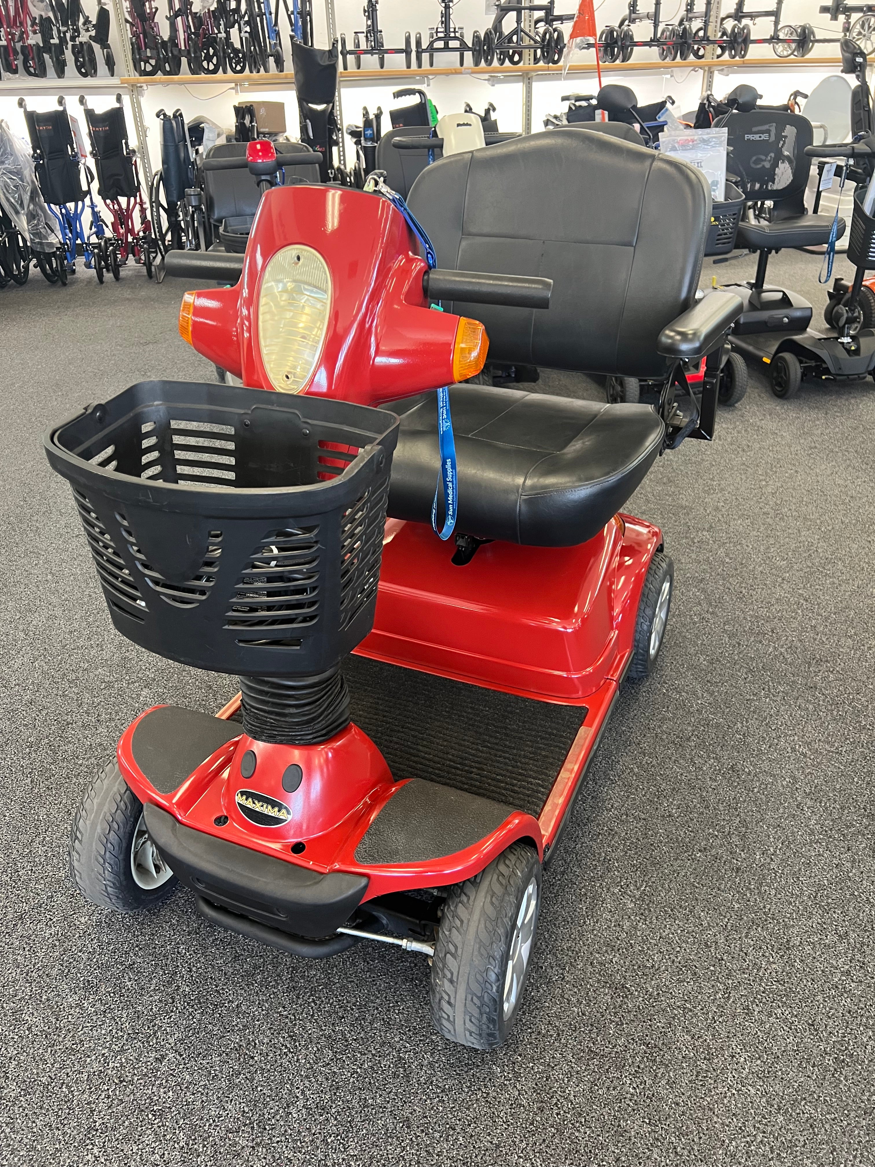 Pre-Owned Pride Maxima