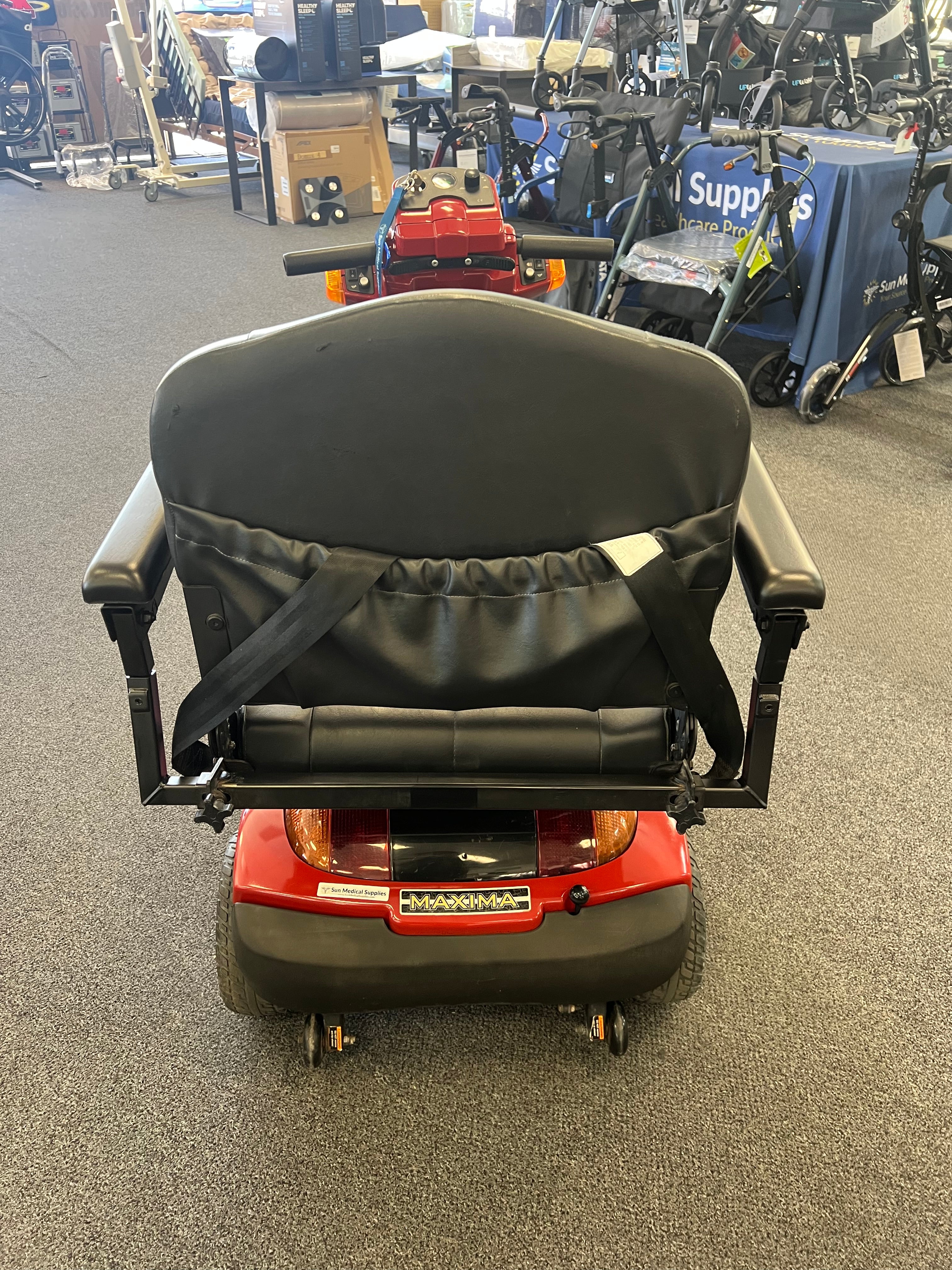 Pre-Owned Pride Maxima