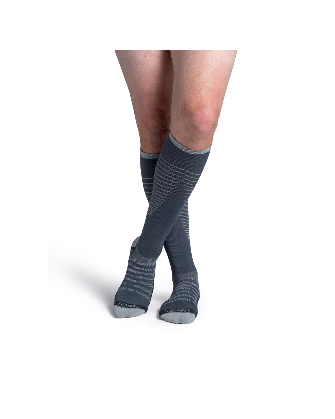 Sigvaris Motion Flow Tech 432 20–30mmHg Calf Closed Toe Slate LS
